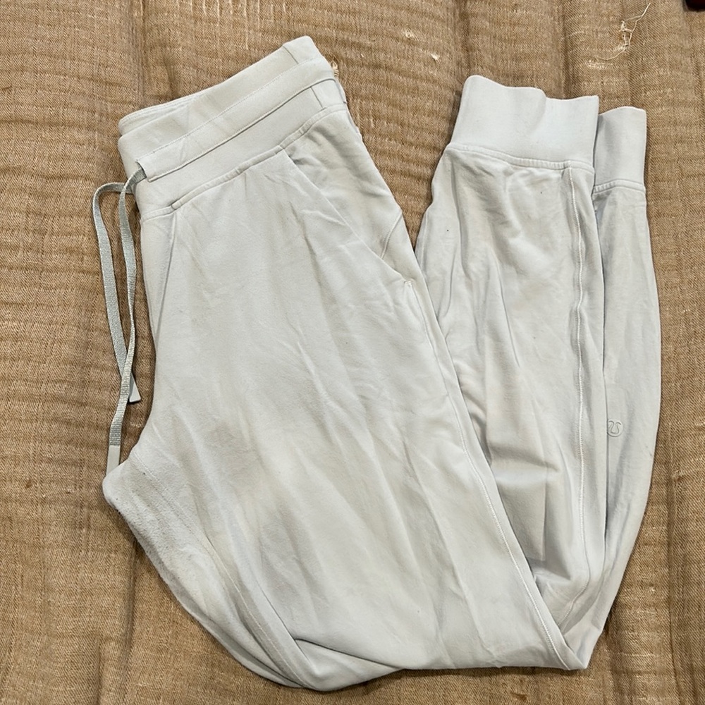Lululemon joggers
